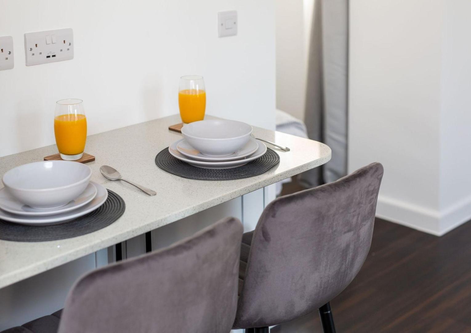 Stylish Apartment W/ Private Garden - Dog Friendly Newport  Exteriér fotografie
