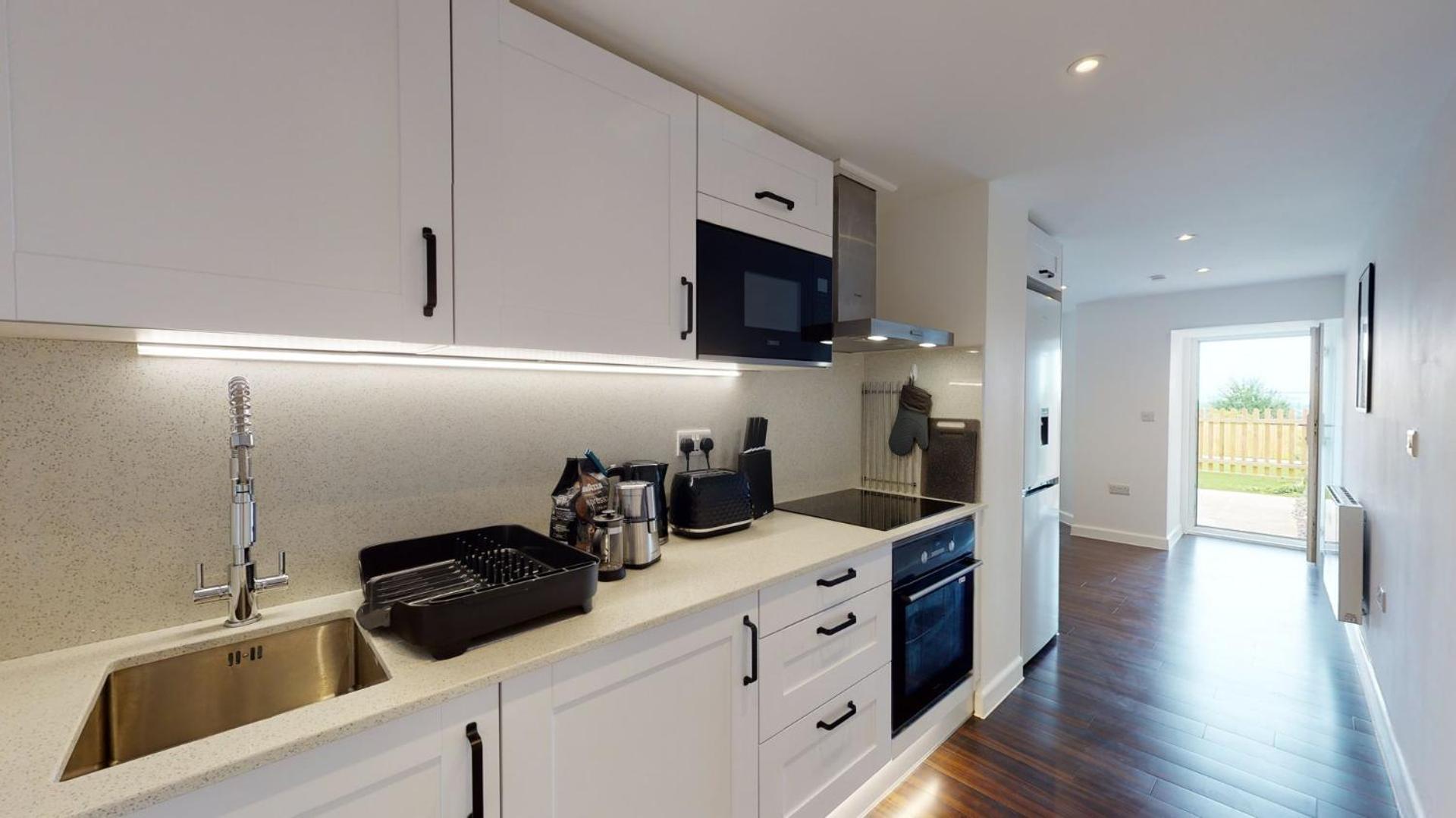 Stylish Apartment W/ Private Garden - Dog Friendly Newport  Exteriér fotografie