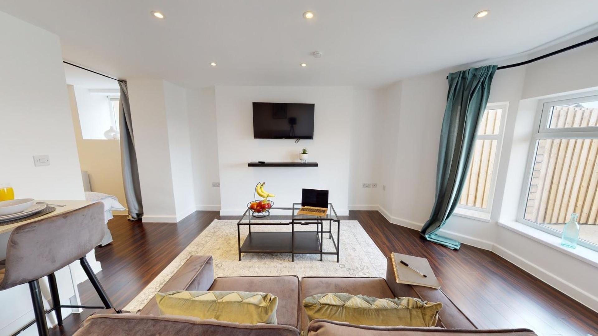 Stylish Apartment W/ Private Garden - Dog Friendly Newport  Exteriér fotografie